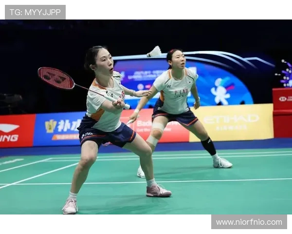 杭州羽毛球队在大师赛中的默契配合与战术分析 杭州羽毛球队在大师赛中的默契配合与战术分析