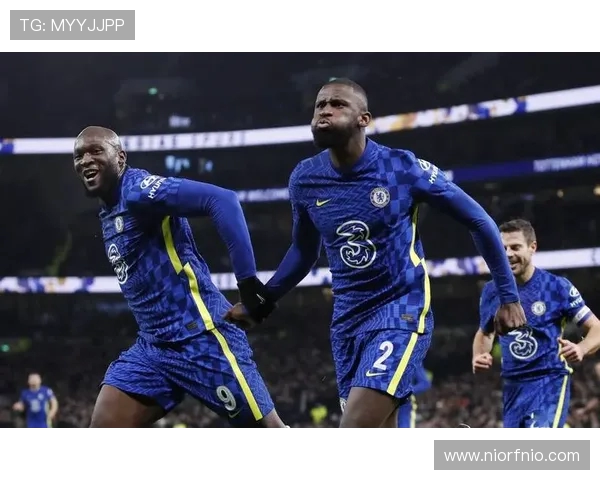 2015年切尔西与曼联之间的精彩交锋历史与战绩回顾