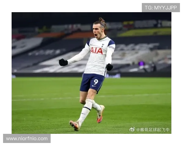 皮尔森与萨格勒布的较量揭示足球战术与团队合作的精彩对决