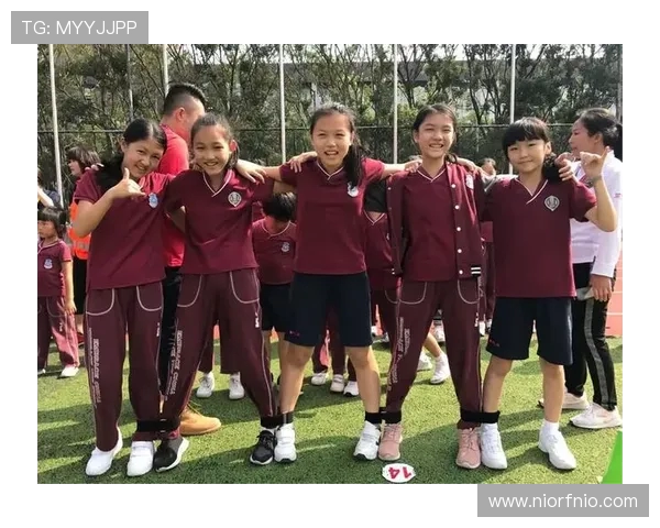 南京滑板队的默契配合与团队精神探讨 南京滑板队的默契配合与团队精神探讨