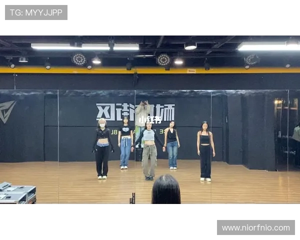 杭州街舞队与西安街舞队技术对决赛后分析与总结